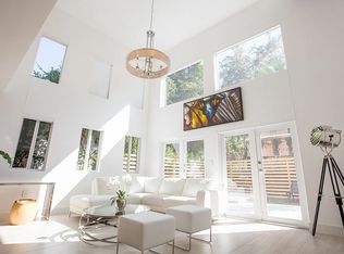 1176 SW 22nd Ter, Miami, FL 33129