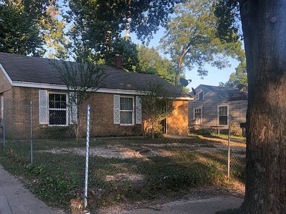 3rd image of 1686 Sailors St