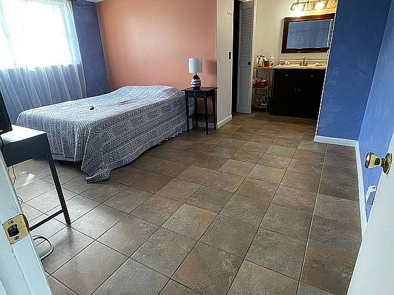 4th image of 431 Lake Frances Dr #431