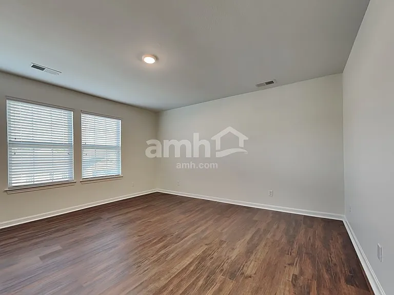 7121 Lawgiver Cir — Photo 15