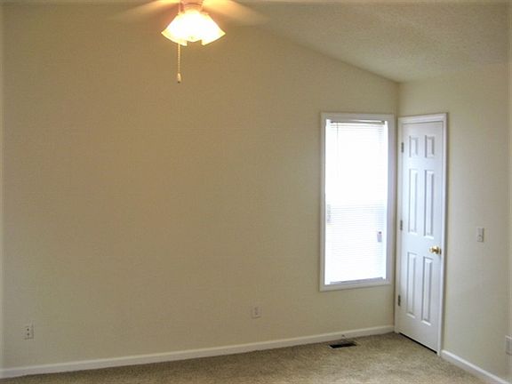 2nd image of 218 Clearwater Dr