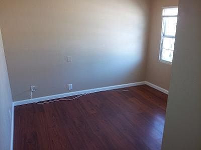 3rd image of 604 Q Ave