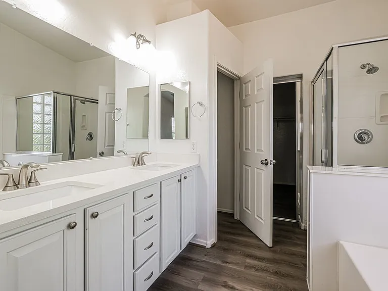 15028 W Statler St — Photo 12