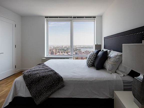 3rd image of 1214 5th Ave APT 23A