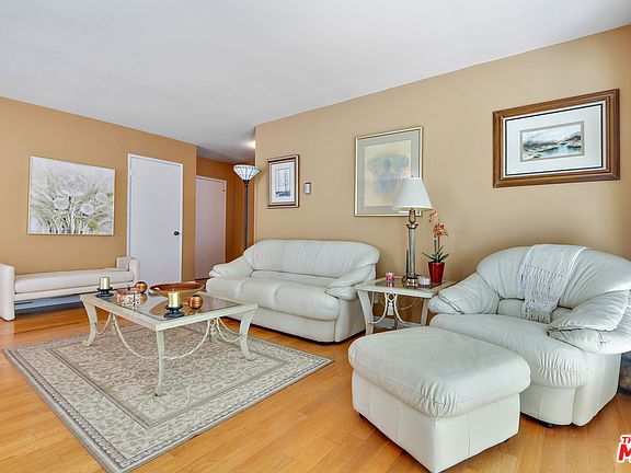 3rd image of 5625 Windsor Way Unit 310