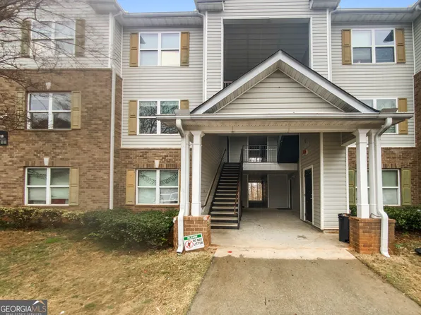 18201 Waldrop Cv, Decatur, GA 30034