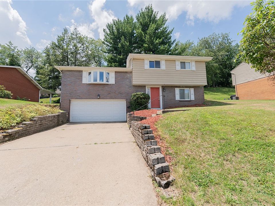 1st image of 200 Foxcroft Rd