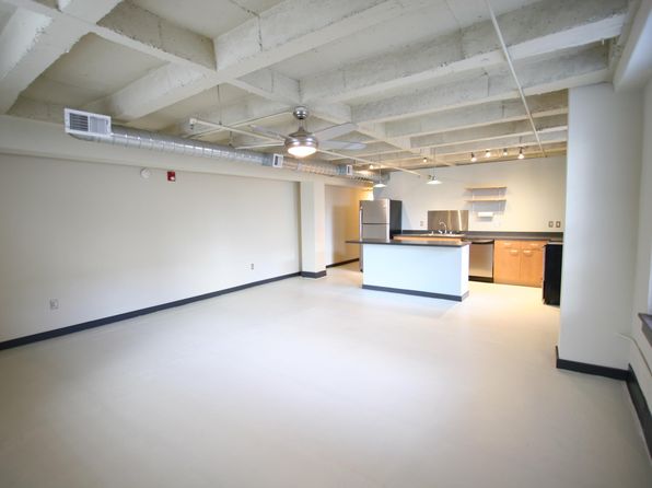 albuquerque-new-mexico-71841142 picture