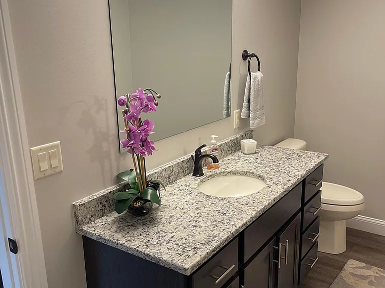 The Heartford Luxury Apartments — Photo 18
