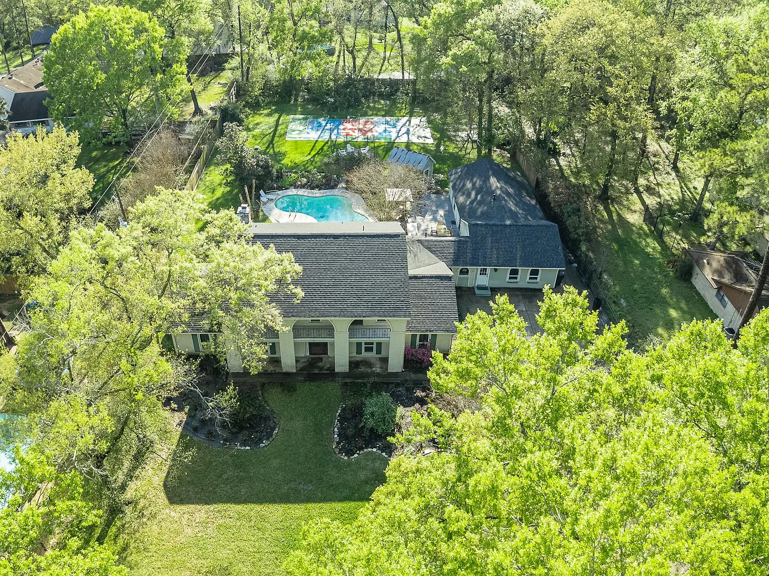 6 bed, 4.5 bath, 4440 sqft, $5,500 — Photo 4