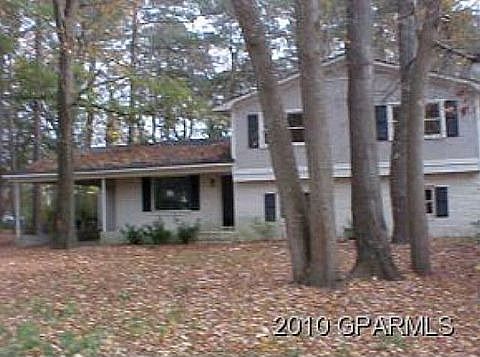 1st image of 205 Hardee Cir