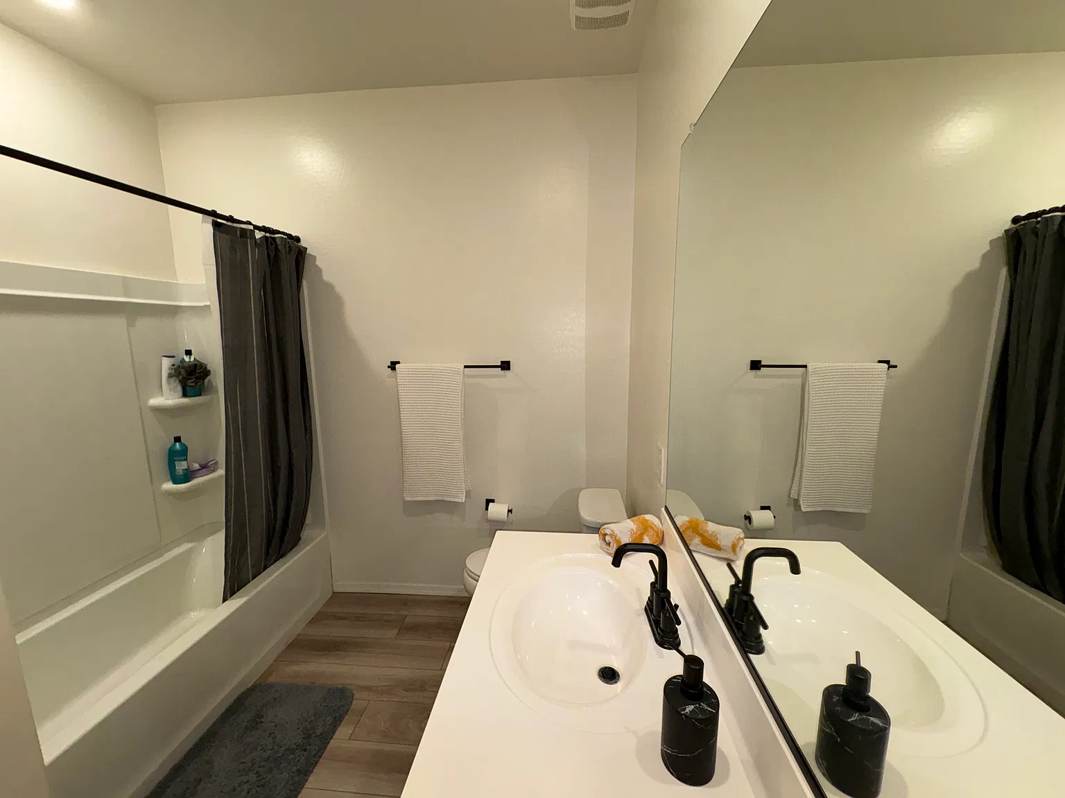 4 bed, 2700 sqft, $800 — Photo 4