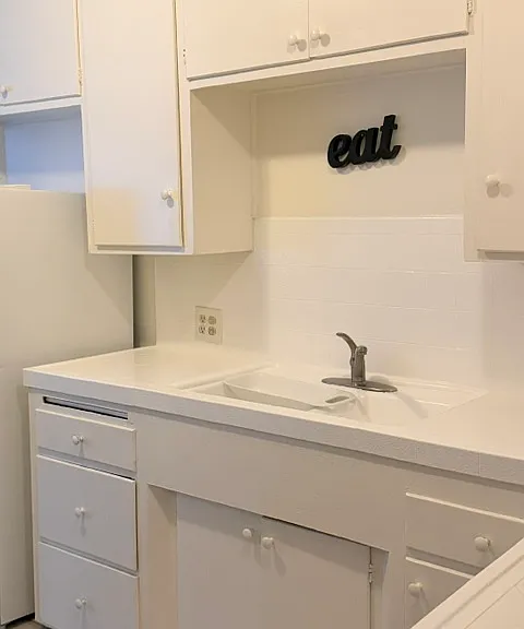 14811 Vanowen St #3 — Photo 7