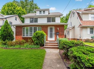 489 Maple Ave, Teaneck, NJ 07666