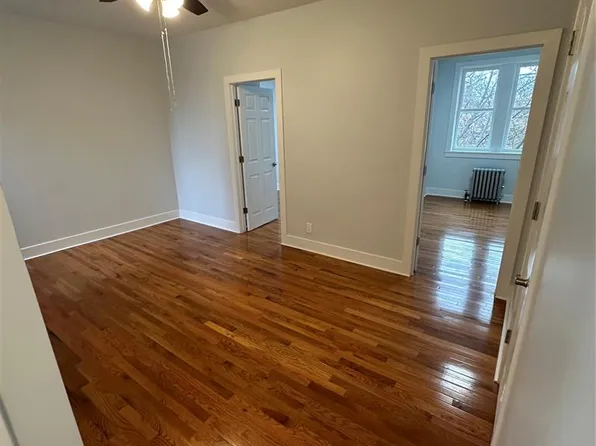 102-15 Corona Avenue image 2 of 7