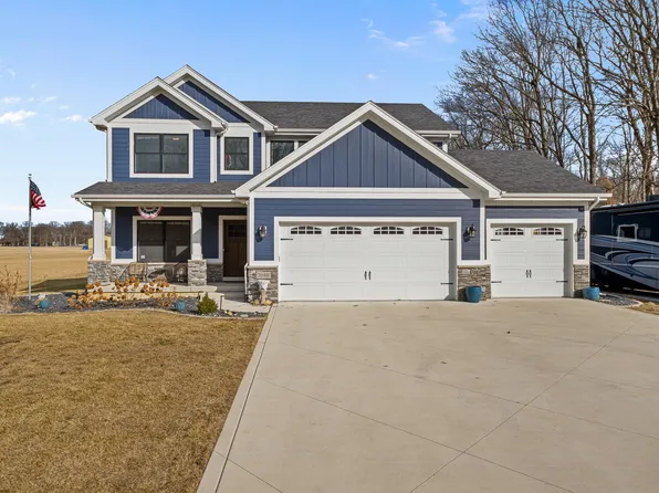 20411 Woodmar St, Lowell, IN 46356