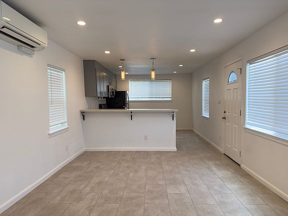 4th image of 17717 Sunset Way