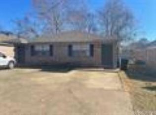 350 Helen St, Conway, AR 72034