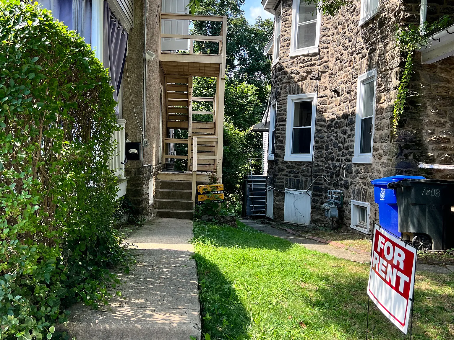 1 bed, 700 sqft, $1,550 — Photo 3