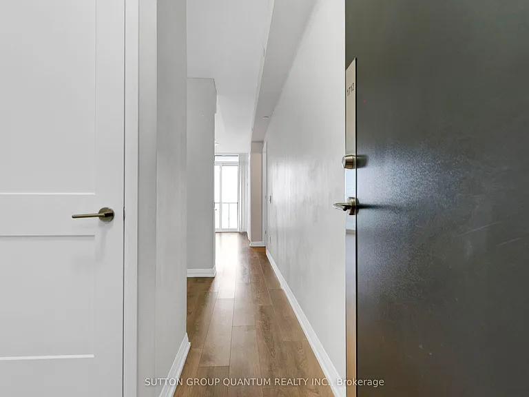 7895 Jane St #1712 — Photo 6