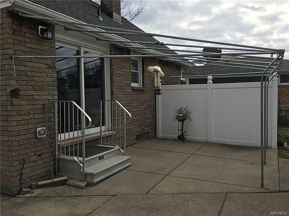 2nd image of 149 Tampa Dr