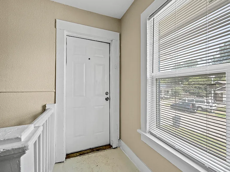 1016 E Arlington Ave #D — Photo 12