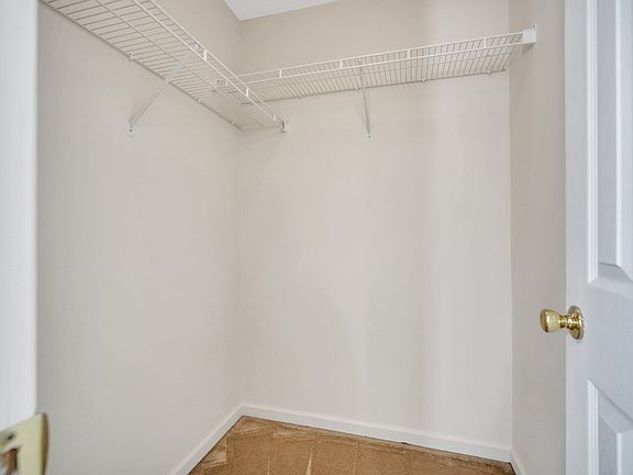 4th image of 1390 Coalition Cir