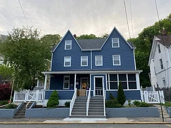 454 Undercliff Avenue