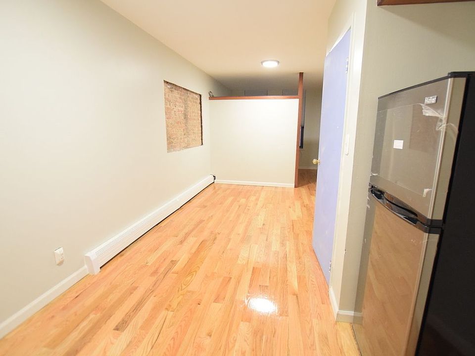 1st image of 355 Linden St APT 1A