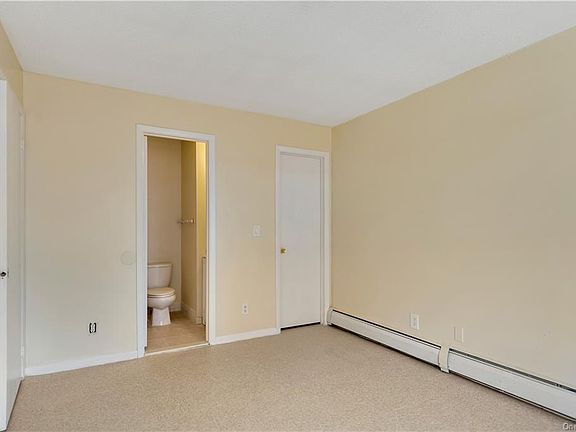 5th image of 911 Elder Ave APT C