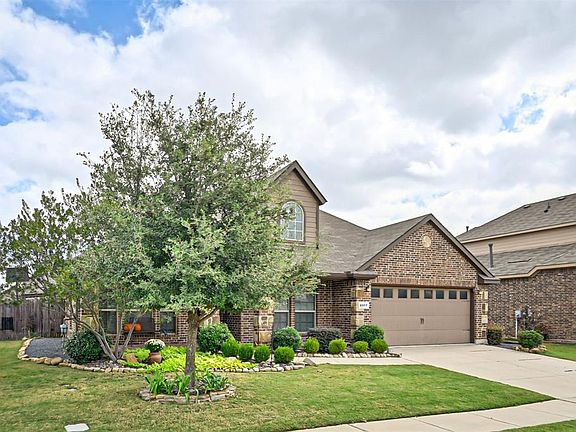 3rd image of 6917 Muirfield Dr