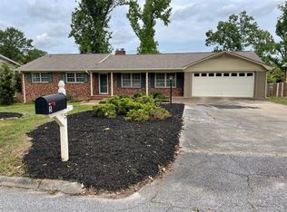 5 Ramblewood Ln, Greenville, SC 29615