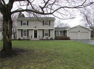 26 Saxony Rd, Pittsford, NY 14534