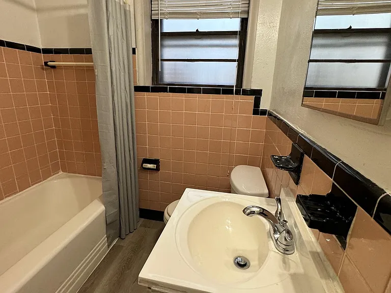 6430 Hampton Ave #1 — Photo 6