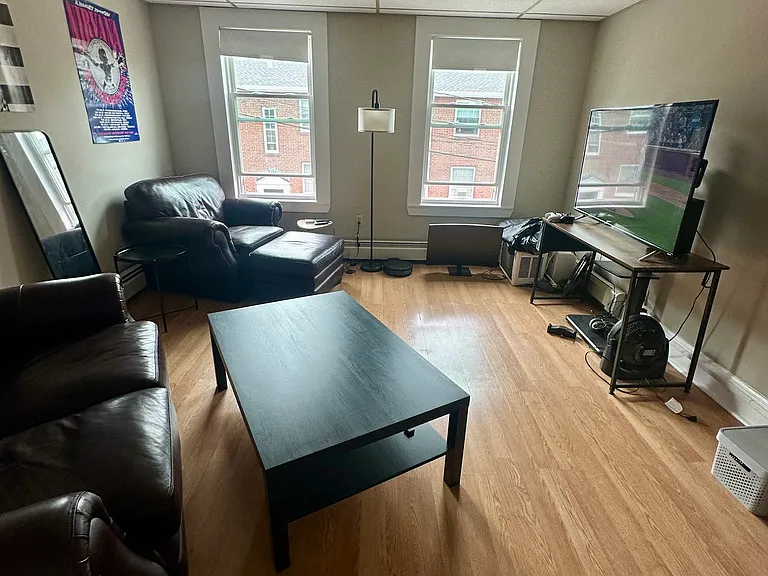 18 Mitchell St #2 — Photo 6