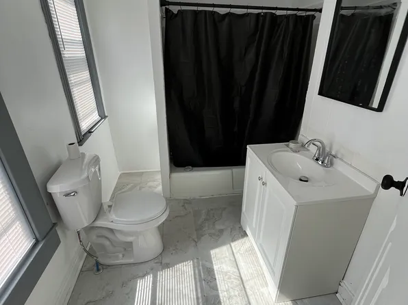 65 Waldorf Pl Floor 2, Schenectady, NY 12307