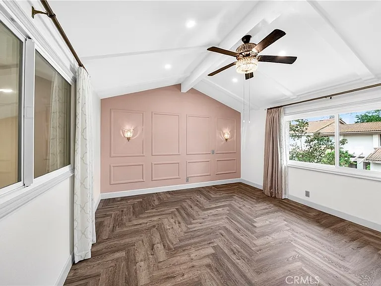 1034 Creekside Dr — Photo 21