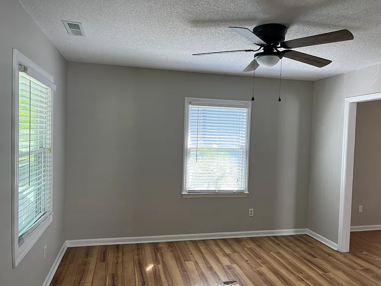 1406 Church St — Photo 6