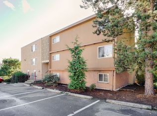 12048 32nd Ave NE APT 203, Seattle, WA 98125