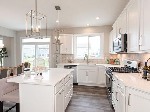 3rd image of 4250 Indigo Run Dr