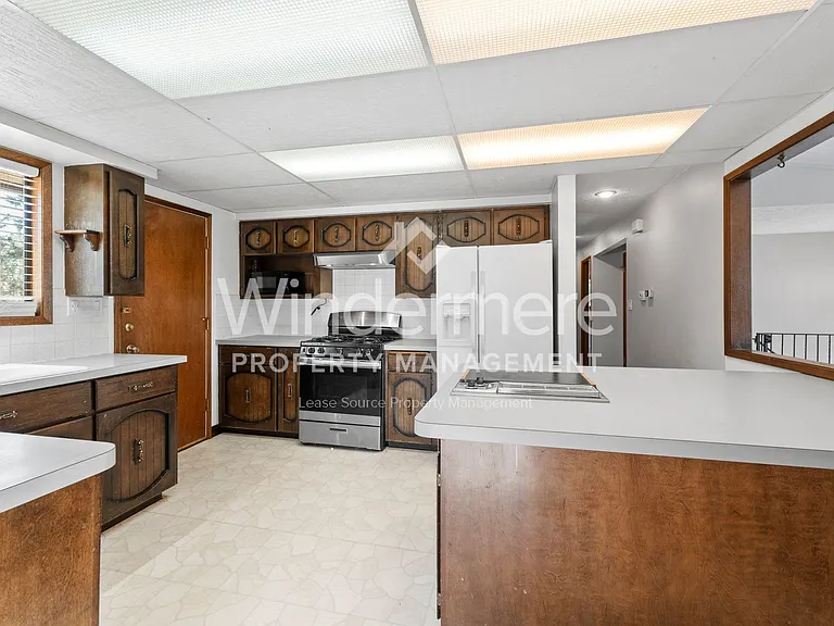 6622 E 15th Ave — Photo 7