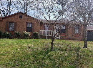 4304 Belfield Dr, Greensboro, NC 27405