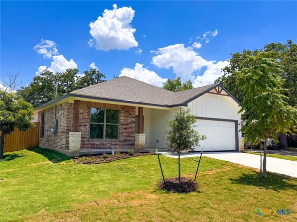 107 Elm Ln, Gatesville, TX 76528