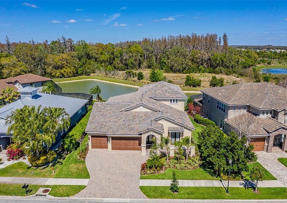 1st image of 32855 Estate Garden Dr