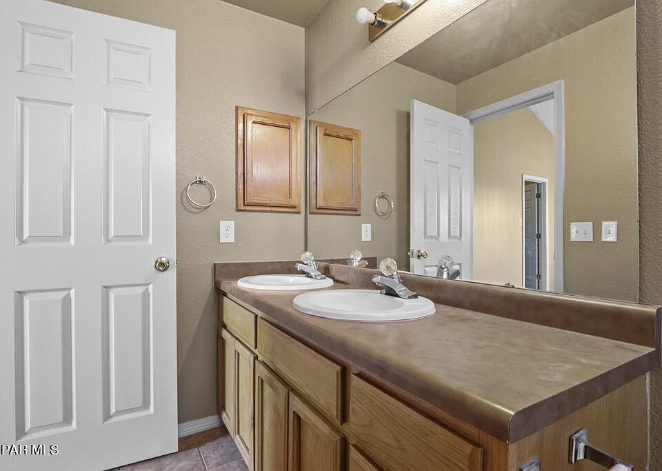 1st image of 3816 Tierra Fiji Ln