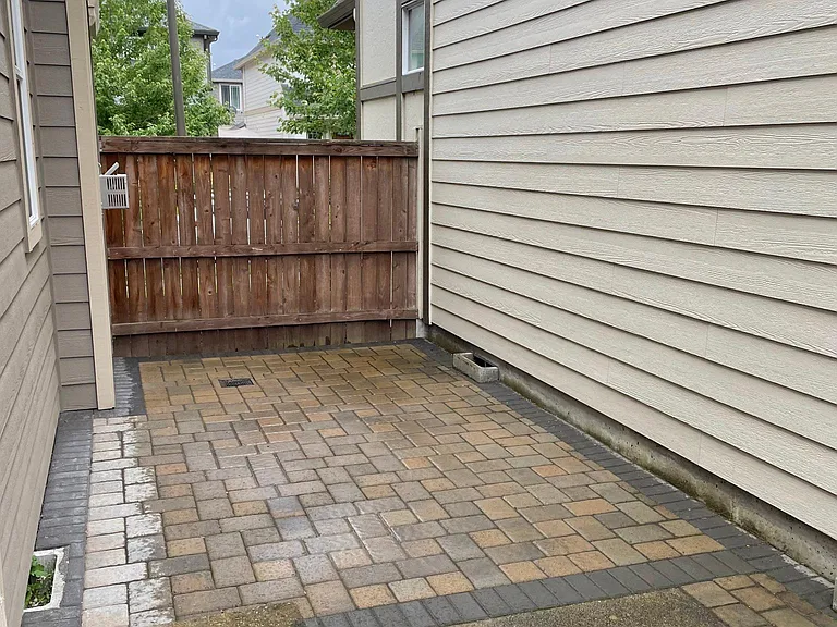 379 SW 203rd Ter — Photo 14
