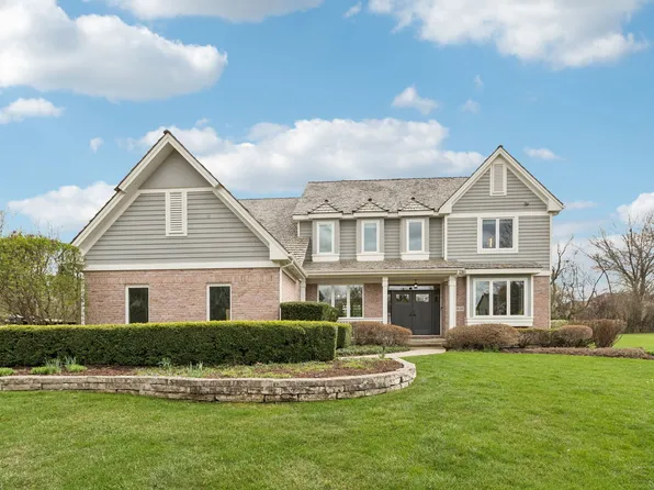 14101 W Rodmell Ct, Libertyville, IL 60048