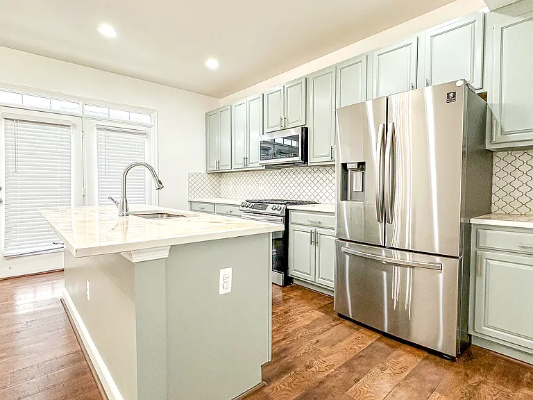 2607 River Basin Ln — Photo 8