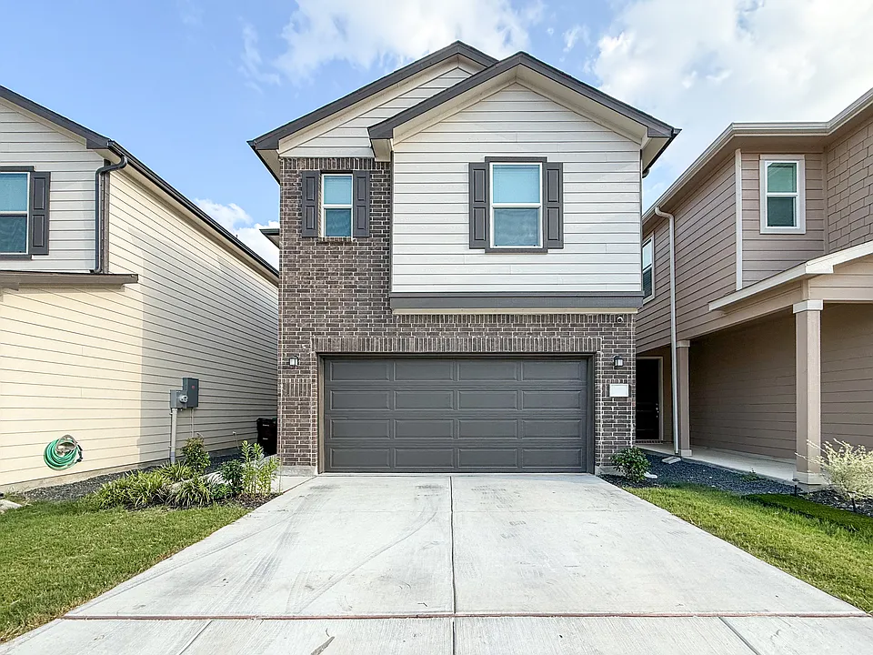 14839 Vance Jackson Rd #1005
