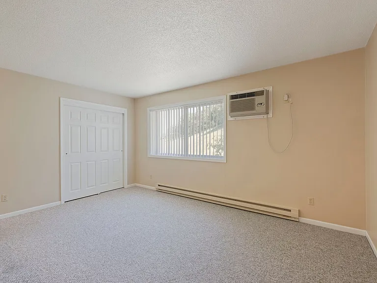 Canyon Estates Apartments — Photo 5